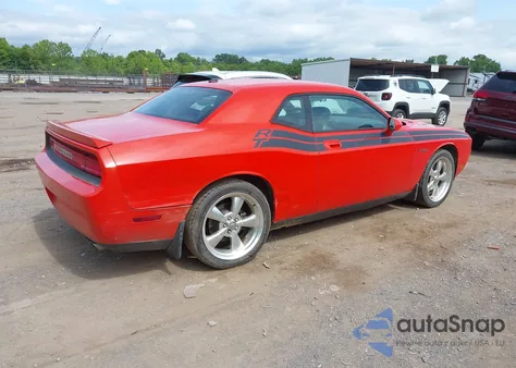 2010 Dodge Challenger R/T z USA, uszkodzony, nr VIN 2B3CJ5DT6AH200245